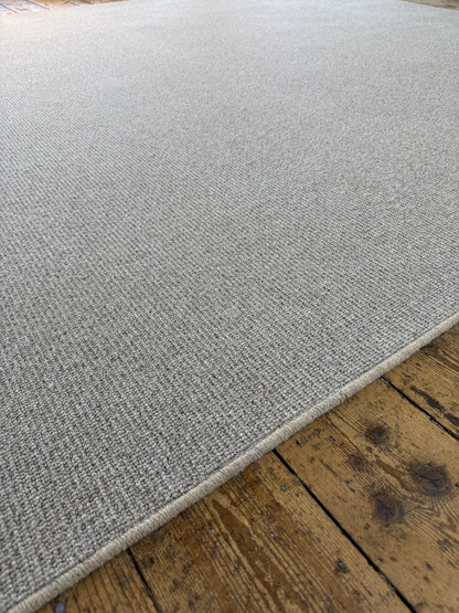 Flaxen 100% wool rug 260cm x 260cm