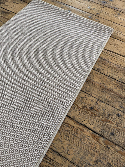 Oatridge 100% wool hallway runner 72cm x 291cm