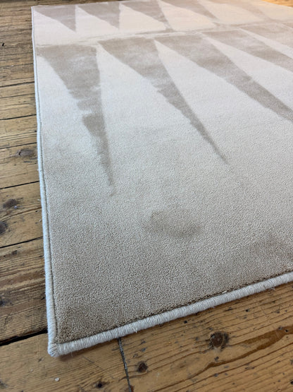 Cashmere 100% polypropylene rug 178cm x 259cm