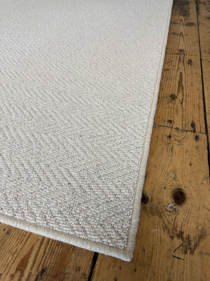 Aran herringbone 100% wool rug 180cm x 200cm