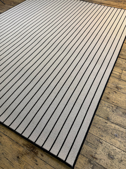 Oreo 100% wool rug 210cm x 266cm