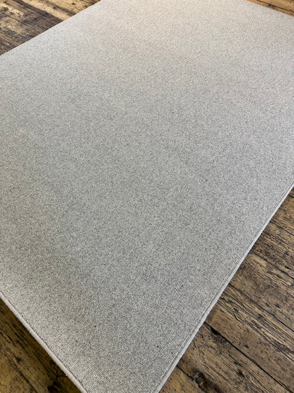 Bone 100% wool rug 189cm x 250cm