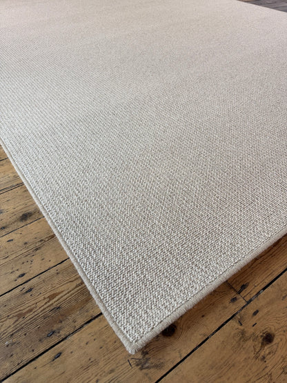 Graze 100% wool rug 250cm x 345cm