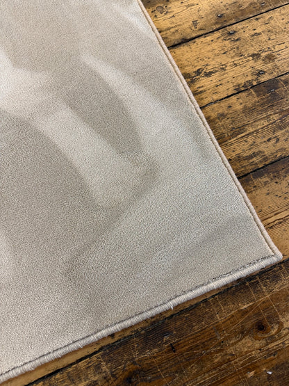 Portland 100% polypropylene rug 160cm x 230cm