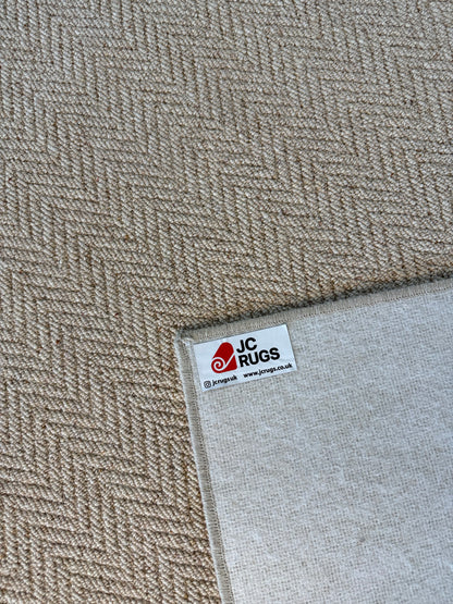 Shortbread herringbone 100% wool rug 155cm x 256cm