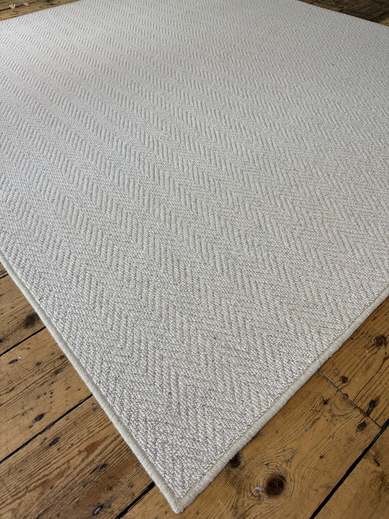 Aran herringbone 100% wool rug 180cm x 200cm