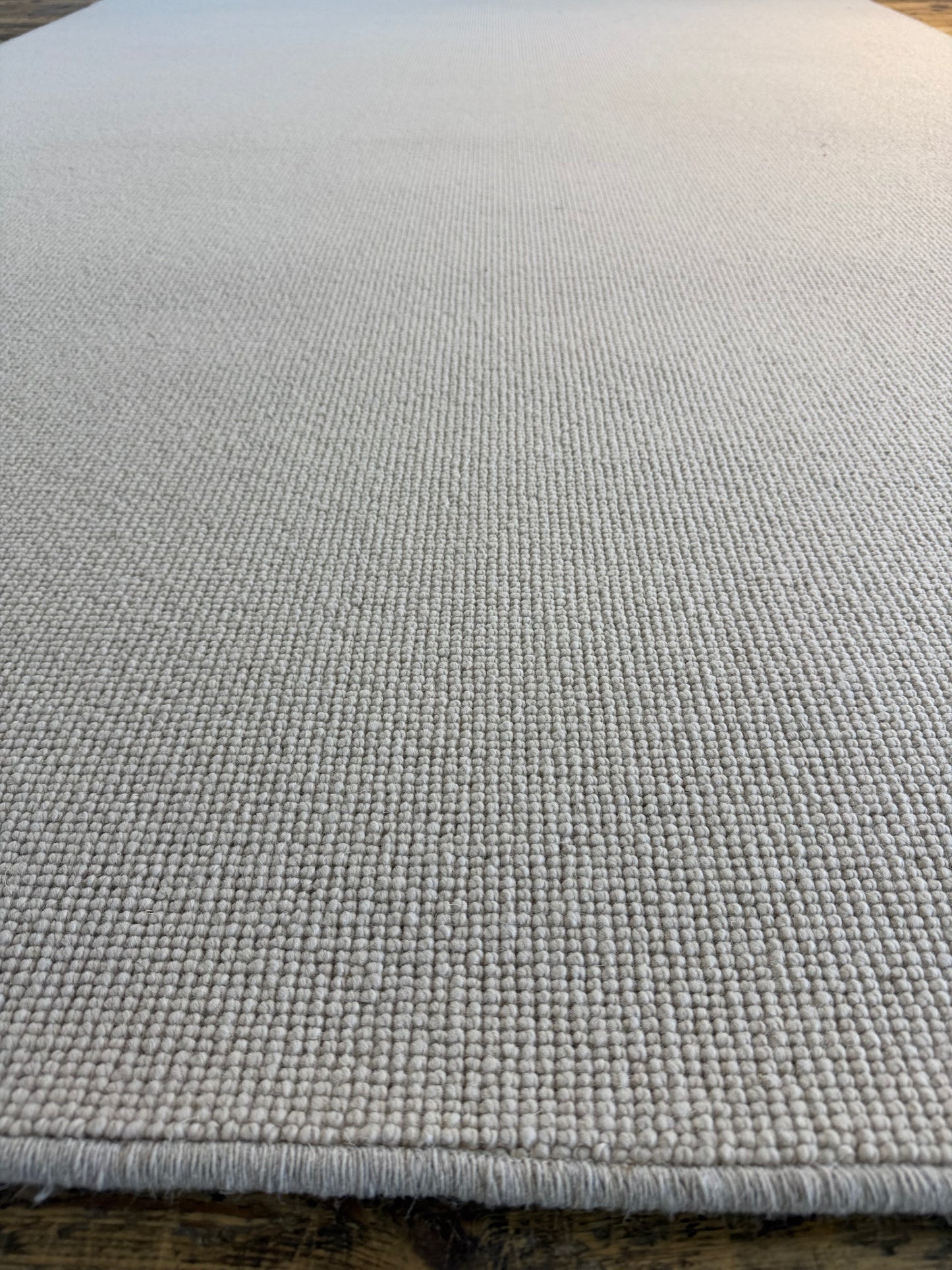 Whisper 100% wool rug 193cm x 290cm