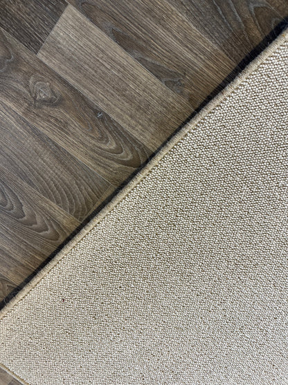 Rustic 100% wool rug 185cm x 276cm