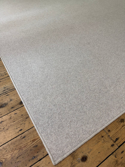 Curlew 100% wool rug 252cm x 397cm