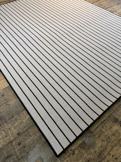Oreo 100% wool rug 210cm x 266cm