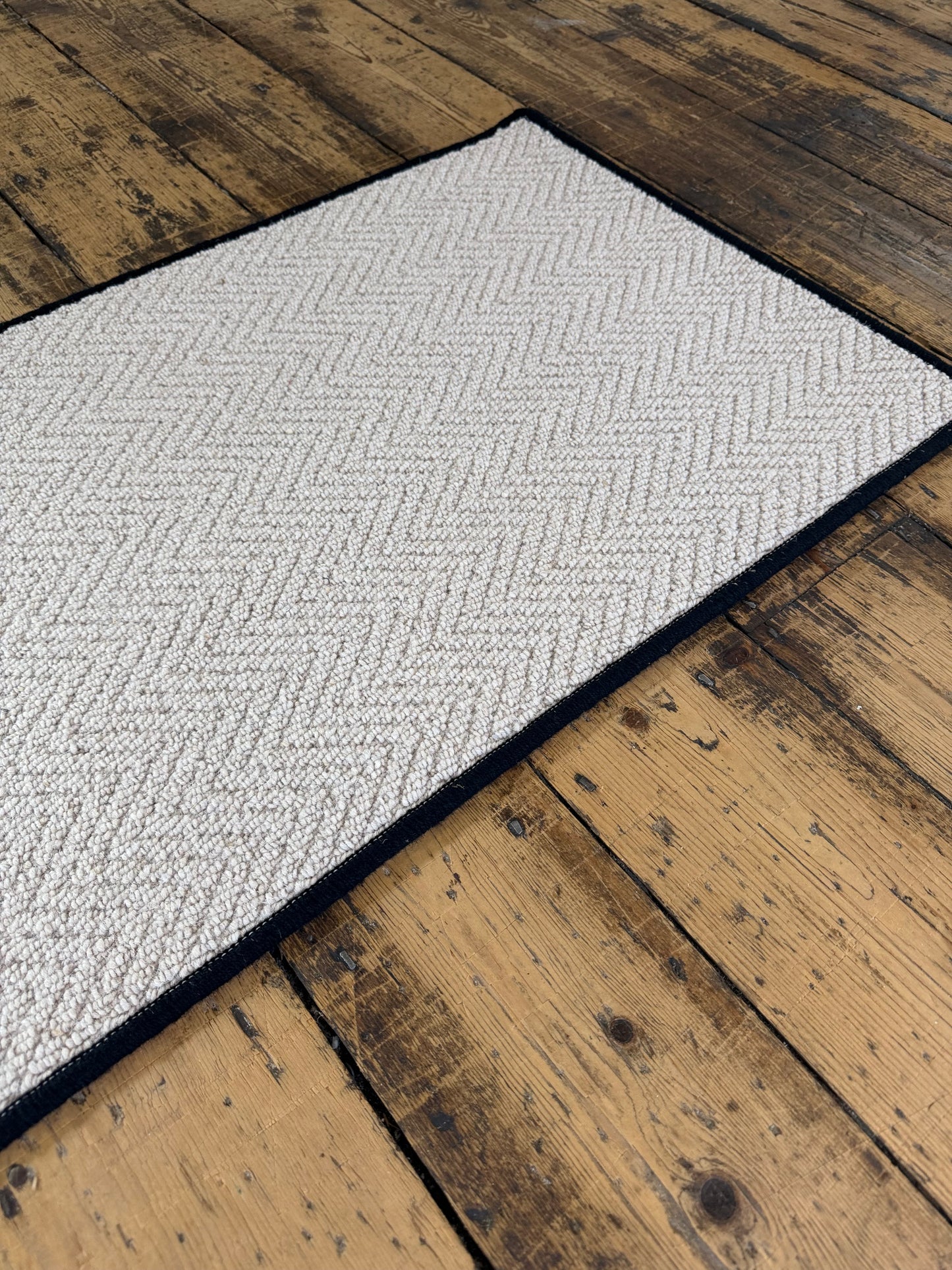 Oxford tone herringbone black binding 100% wool hallway runner 55cm x 200cm