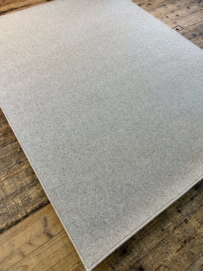 Bone 100% wool rug 189cm x 250cm