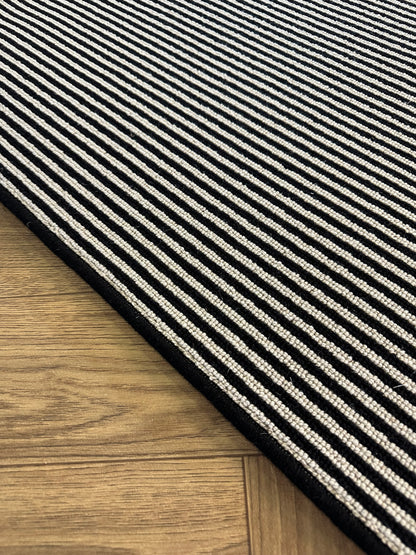 Oreo 100% wool rug 199cm x 235cm
