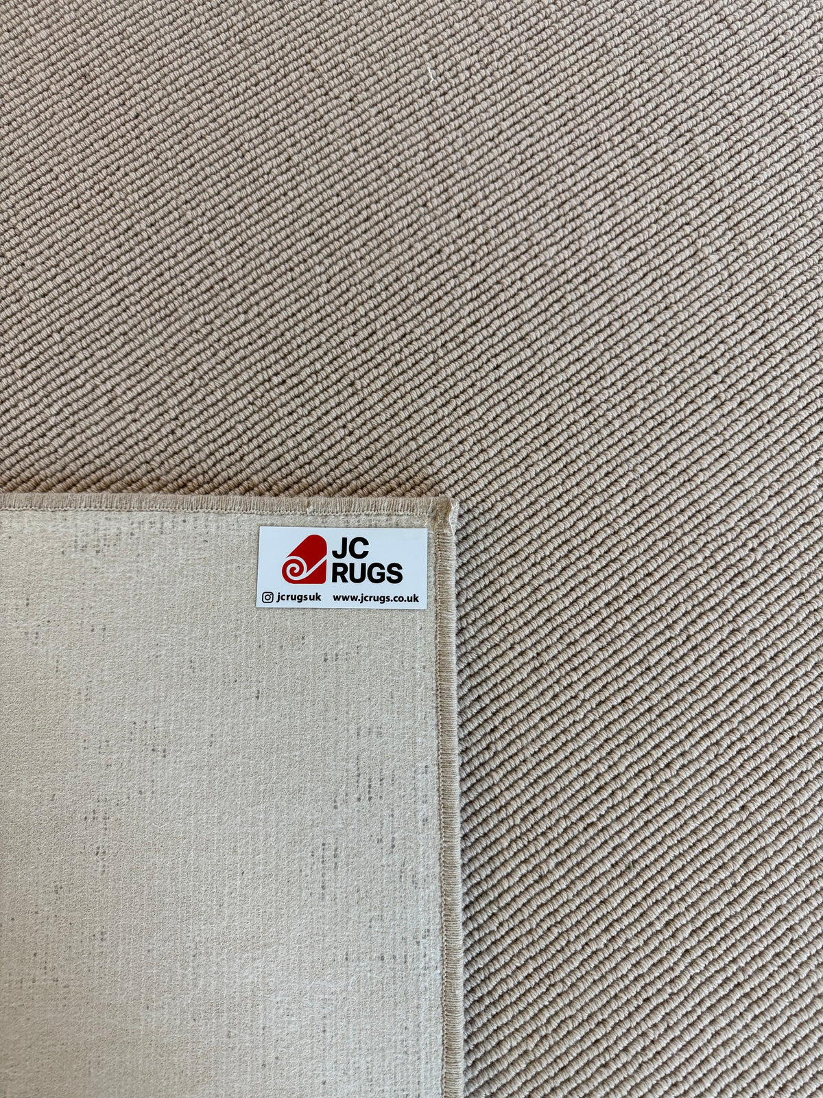Champagne 100% wool rug 210cm x 300cm