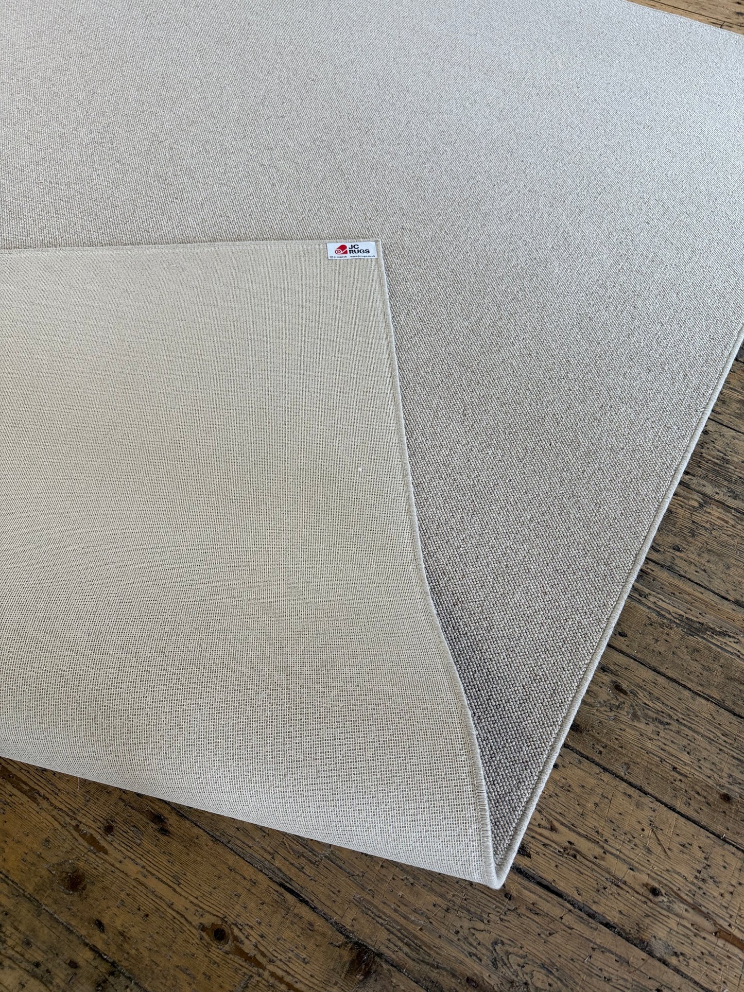 Flaxen 100% wool rug 260cm x 360cm