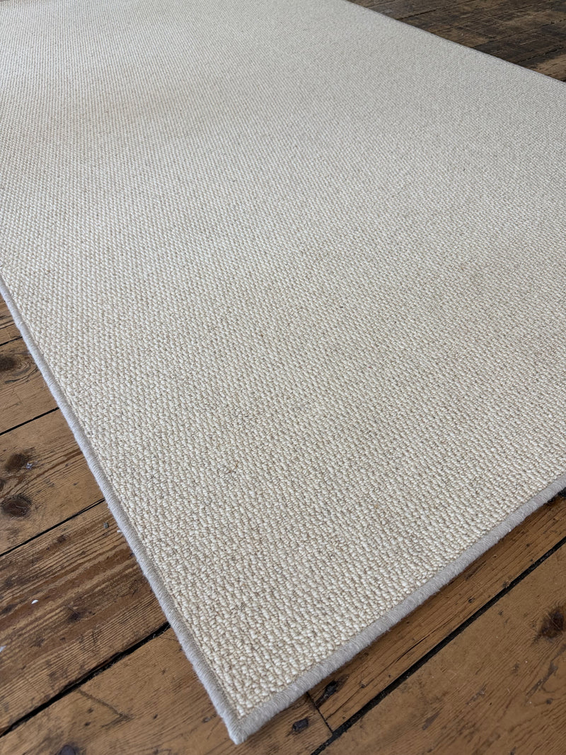 Ricecake 100% wool rug 150cm x 244cm