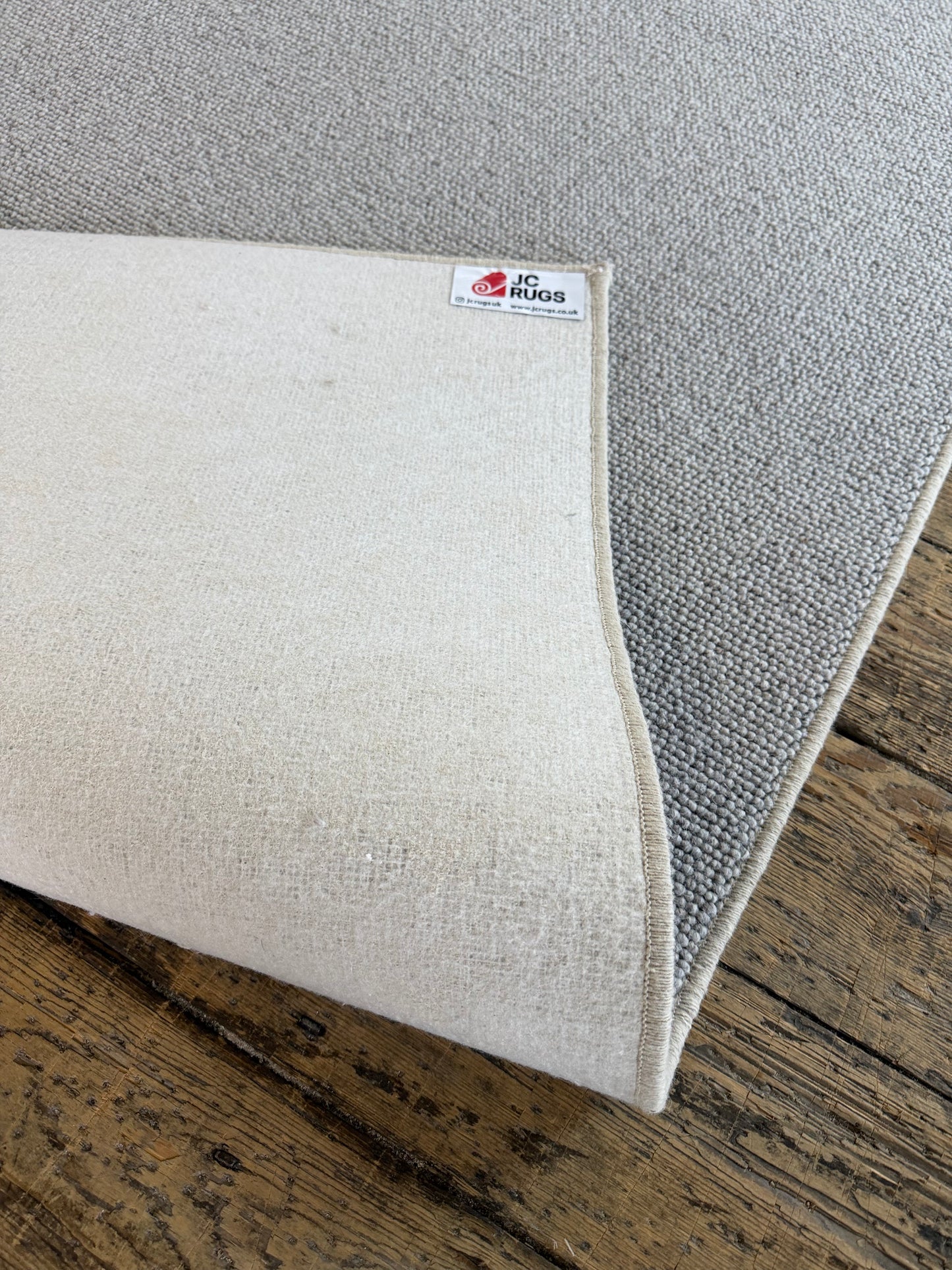Dolphin grey 100% wool rug 152cm x 257cm