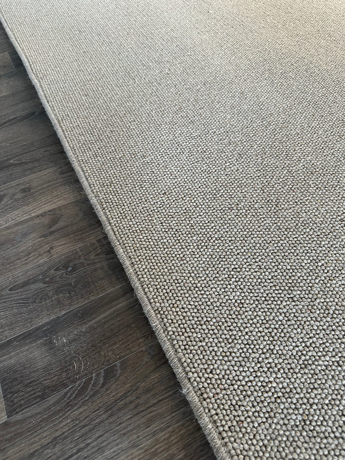 Flax 100% wool rug 200cm x 304cm