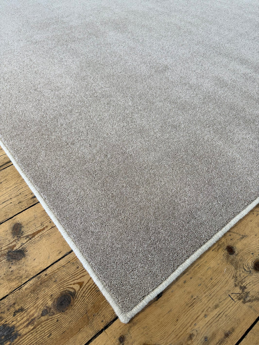 Hickory 80/20 wool rug 236cm x 336cm