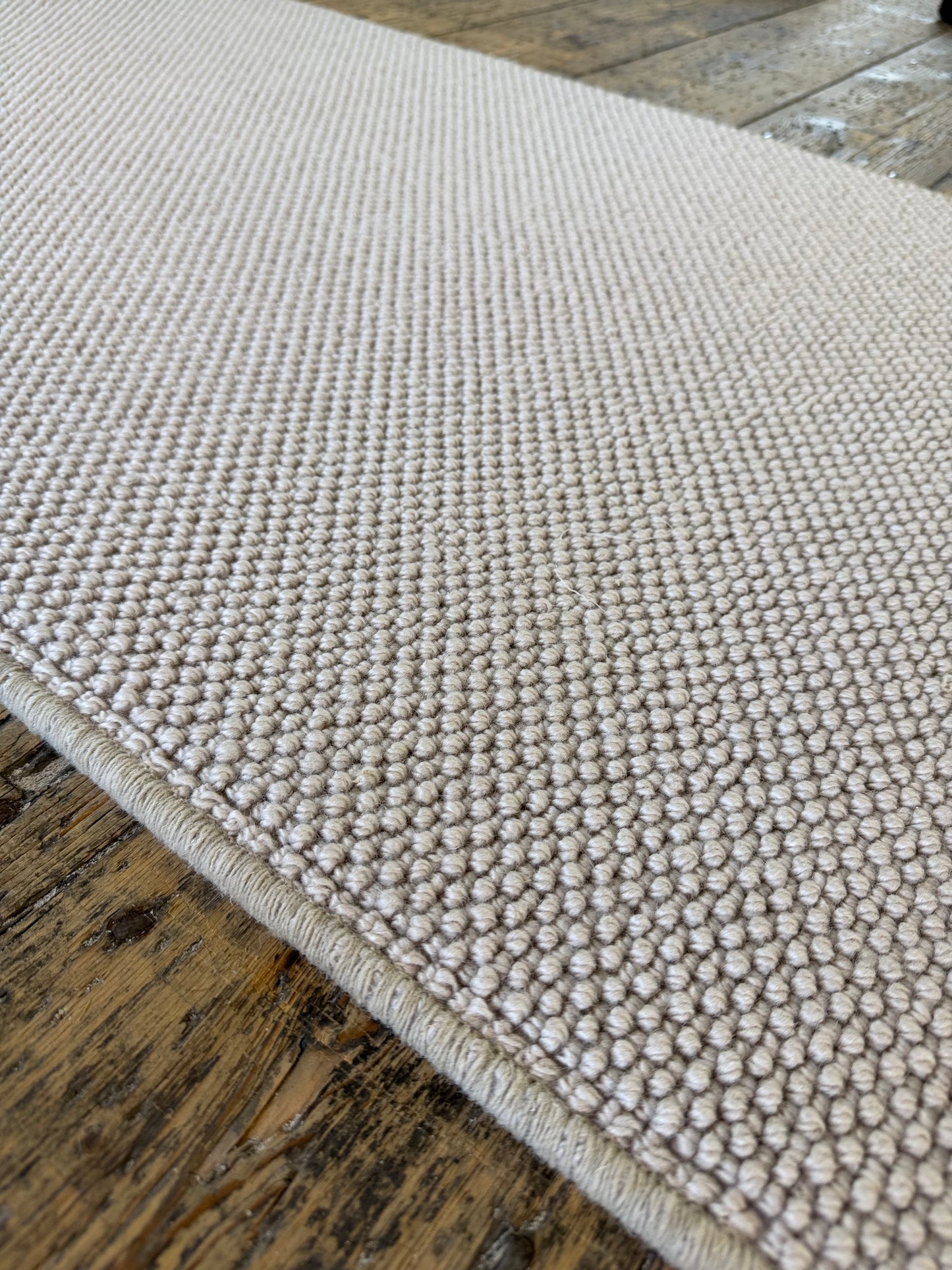 Oatridge 100% wool hallway runner 70cm x 190cm