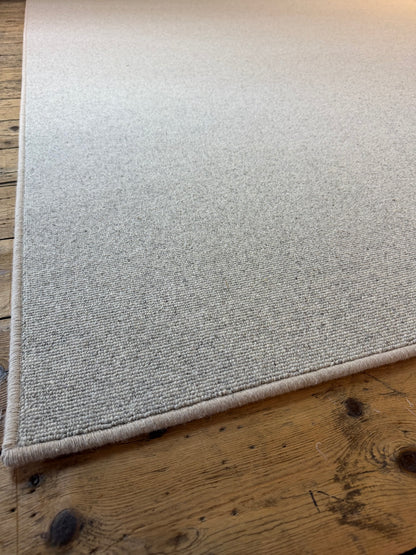Bone 100% wool rug 265cm x 327cm