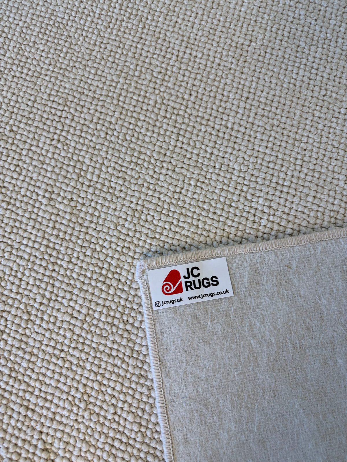 Pearl ivory 100% polypropylene rug 226cm x 324cm