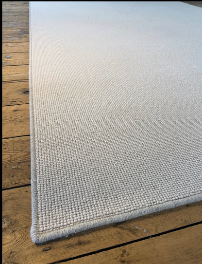 Whisper 100% wool rug 193cm x 284cm