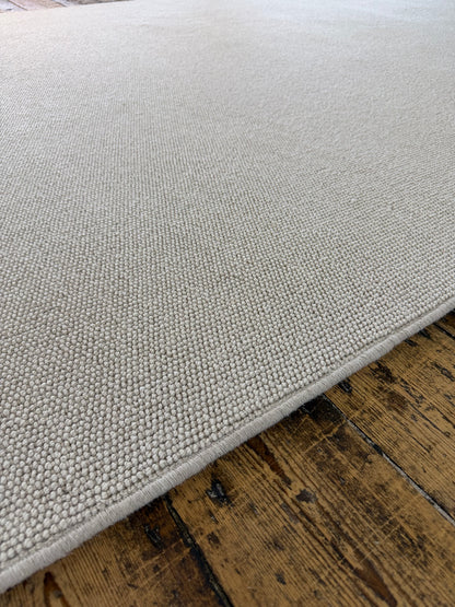 Royal view 100% wool rug 200cm x 300cm