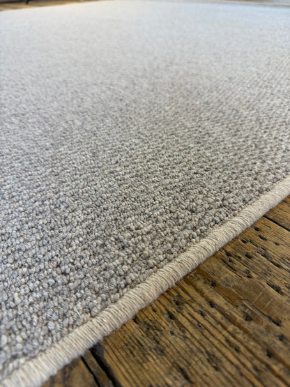 Smoke 100% wool rug 230cm x 377cm