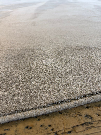 Mushroom silk 100% polypropylene rug 260cm x 360cm