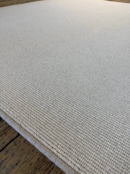 Tawny 100% undyed wool rug 220cm x 320cm