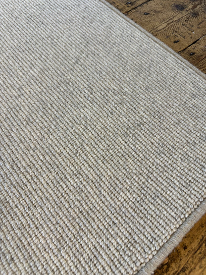 Buffy 100% wool rug 220cm x 300cm