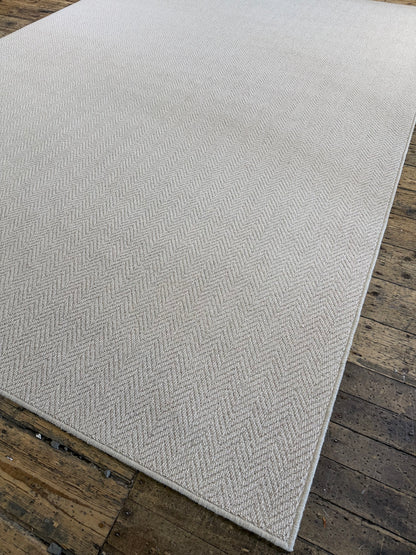 Oxford tone herringbone 100% wool rug 250cm x 349cm