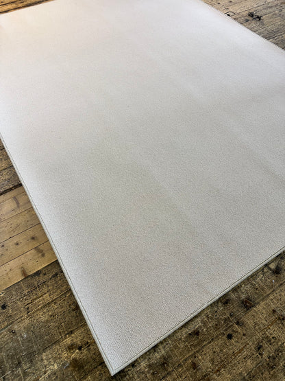 White flake 100% wool rug 229cm x 303cm