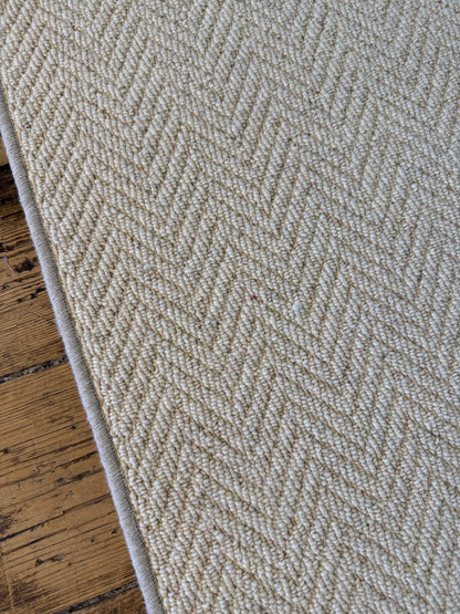 Blanc ivoire herringbone 100% wool hallway runner 70cm x 280cm