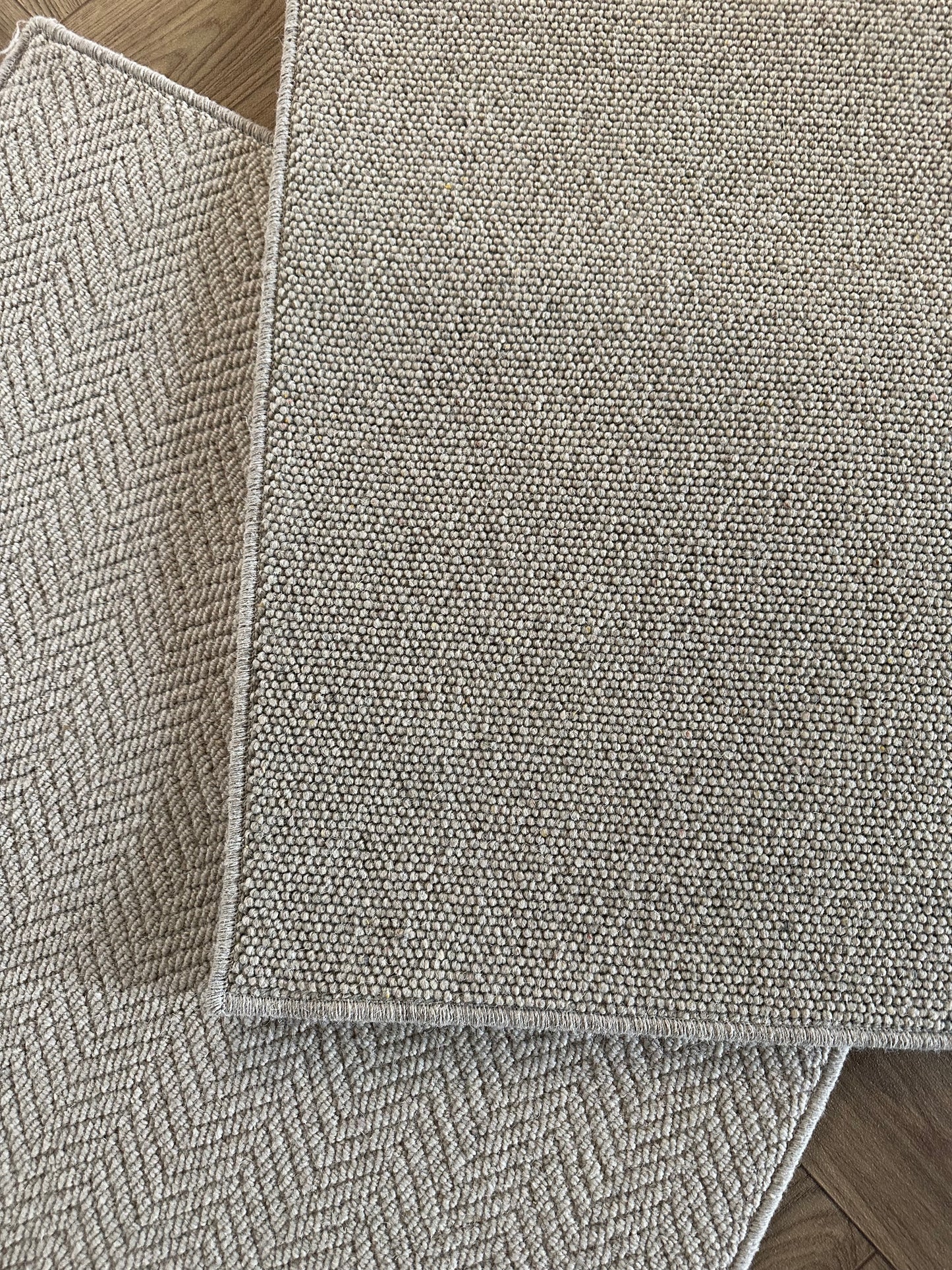 Flax 100% wool rug 200cm x 304cm