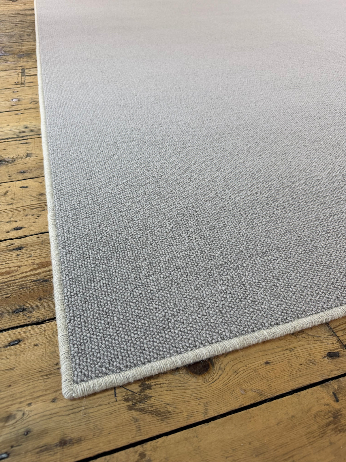 Slate 100% wool rug 190cm x 272cm