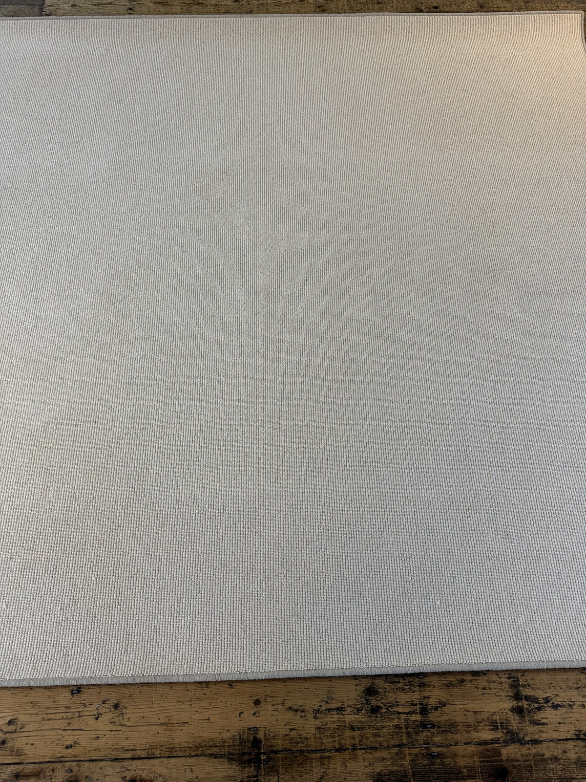 Tawny 100% wool rug 230cm x 230cm