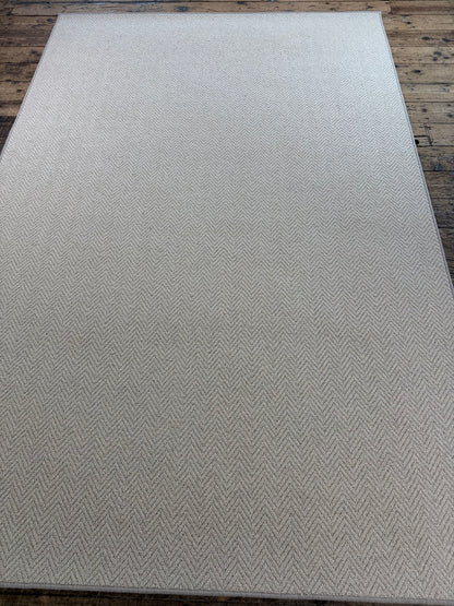 Cream herringbone 100% wool rug 200cm x 300cm