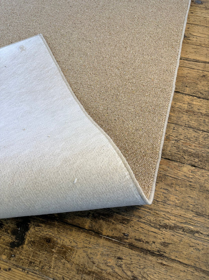 Warm oat 100% wool rug 190cm x 307cm