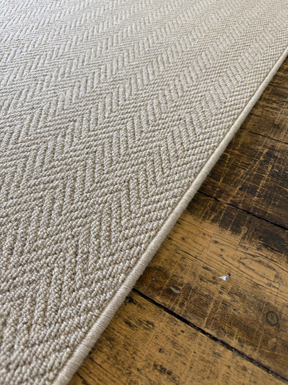 Harvest 100% wool rug 200cm x 284cm
