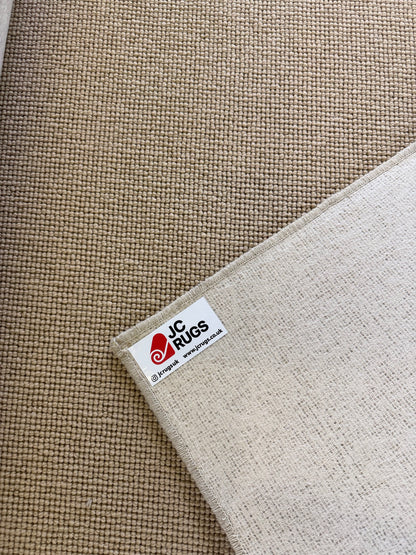 Montadale 100% wool rug 270cm x 400cm