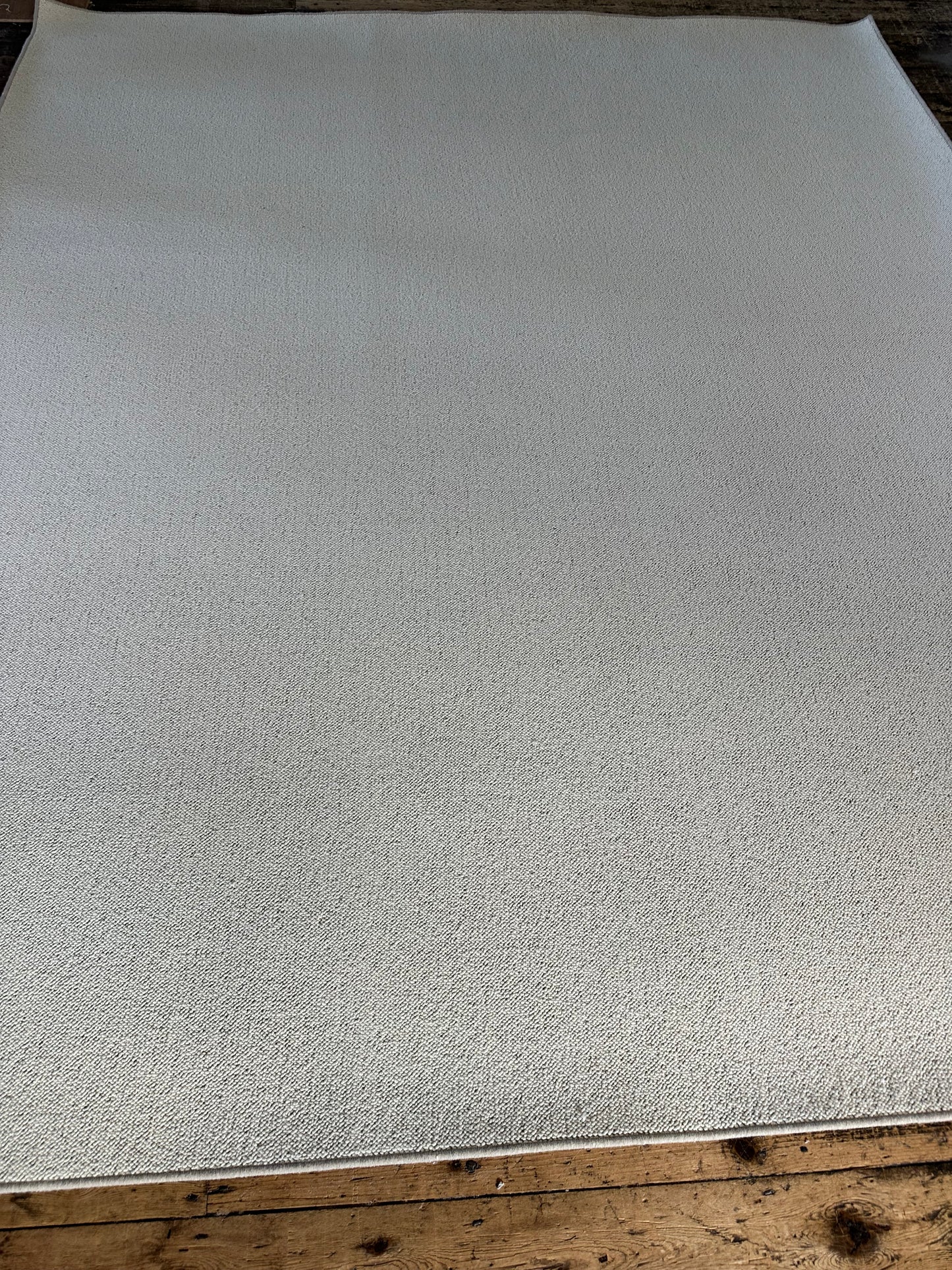 Blanc Ivoire 100% wool rug 288cm x 340cm