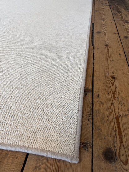 Blanc ivorie 100% wool rug 238cm x 350cm