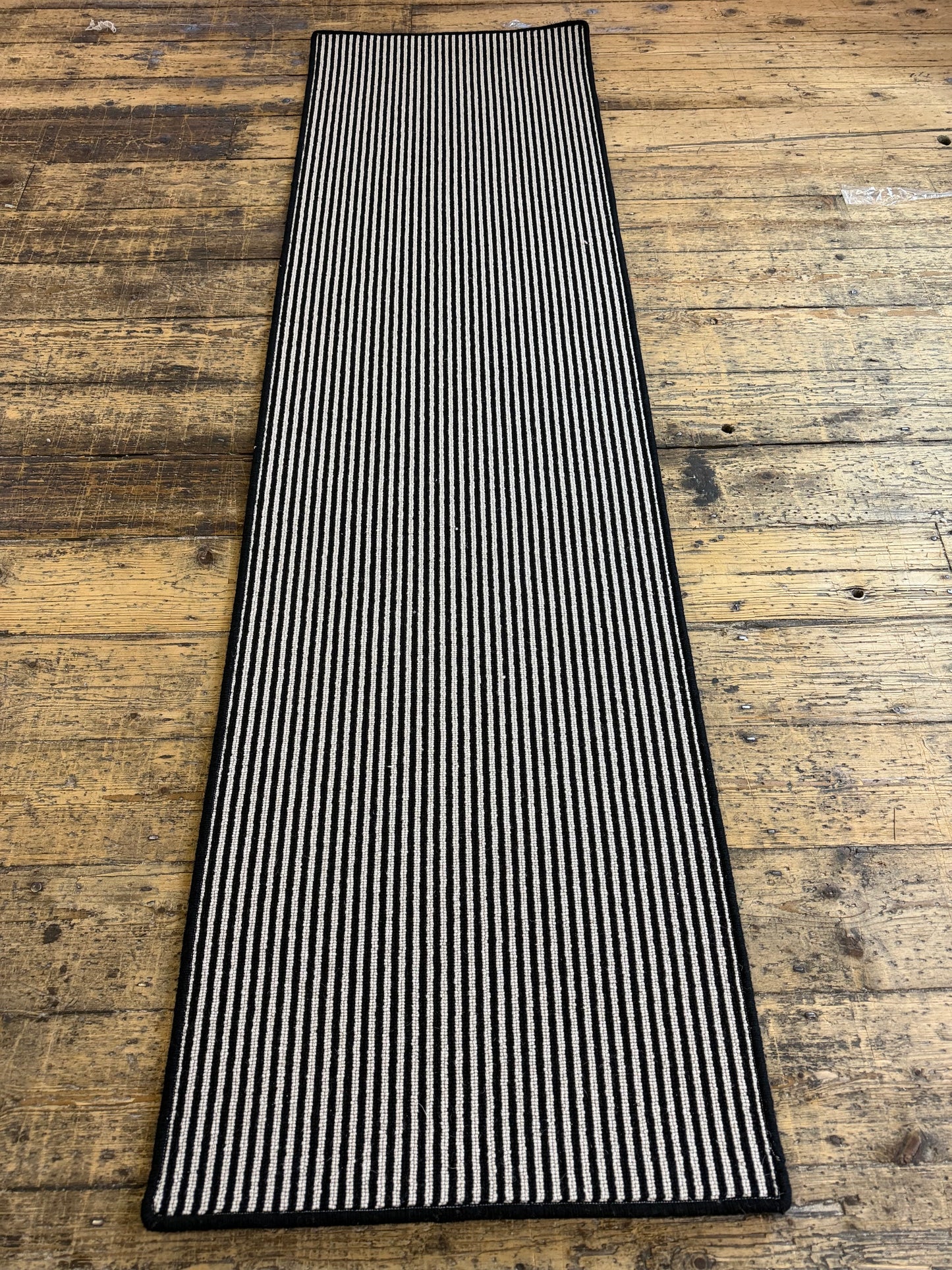 Oreo 100% wool hallway runner 65cm x 234cm
