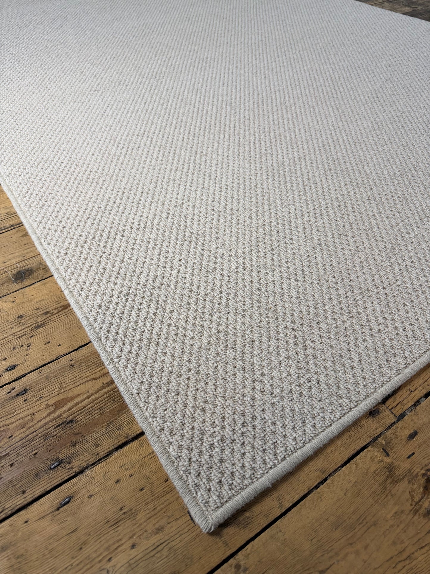 Oxford beige 100% wool rug 170cm x 278cm