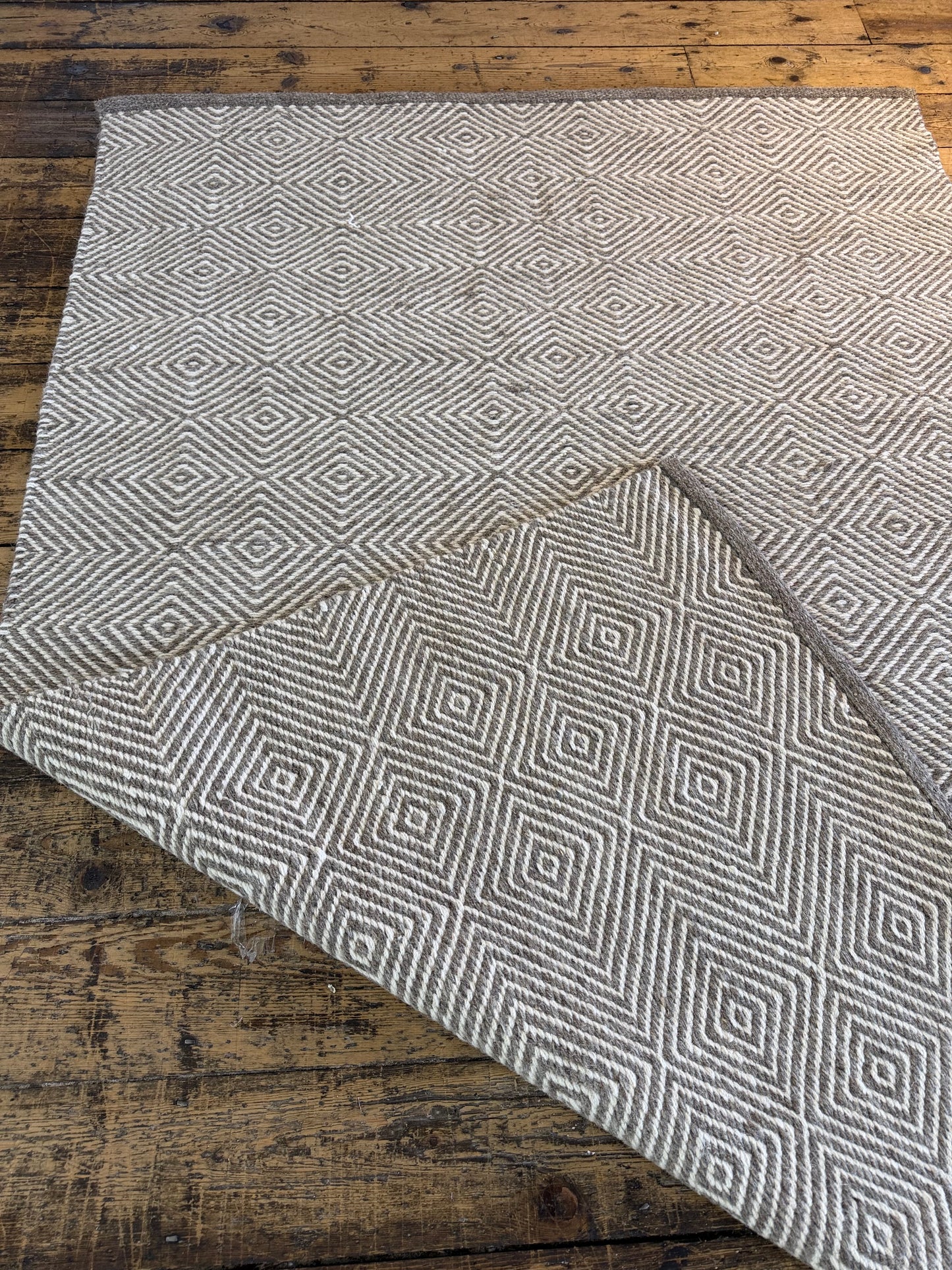 Estelle 100% handwoven wool 160cm x 230cm