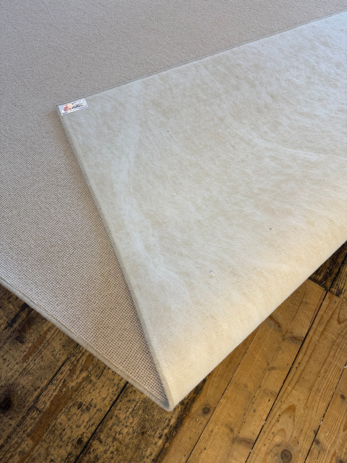 Dalesbread 100% wool rug 286cm x 313cm