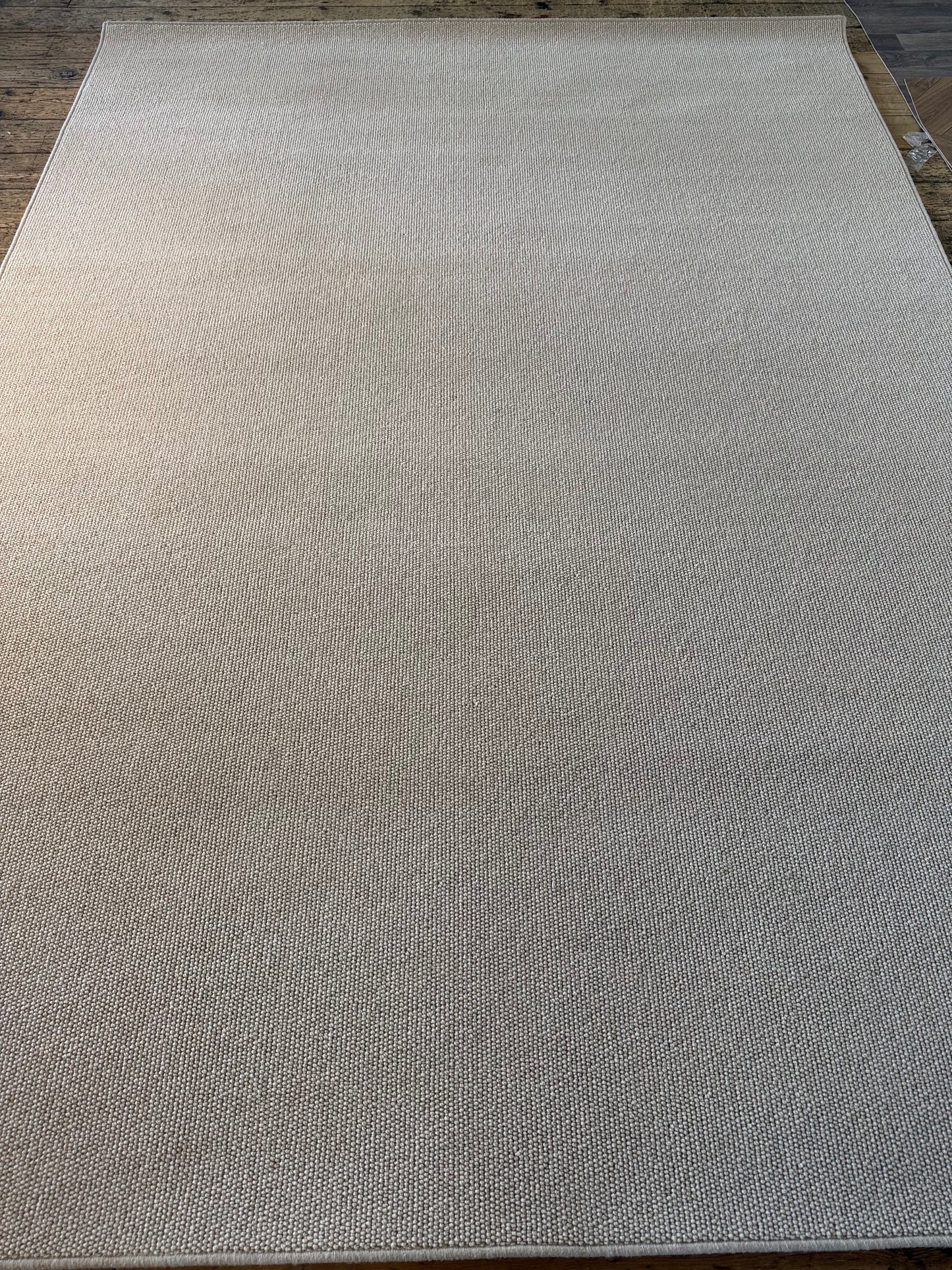 Royal view 100% wool rug 224cm x 310cm