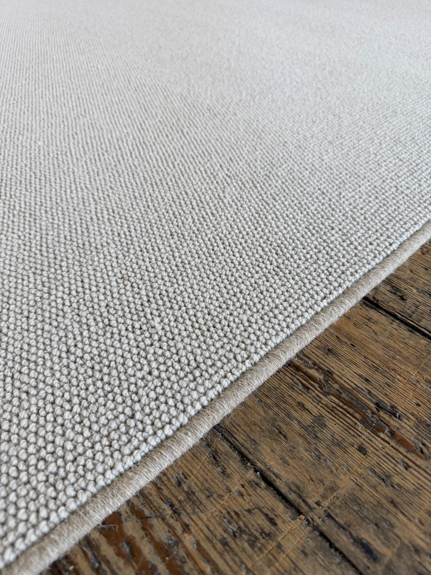 Royal view 100% wool rug 170cm x 240cm